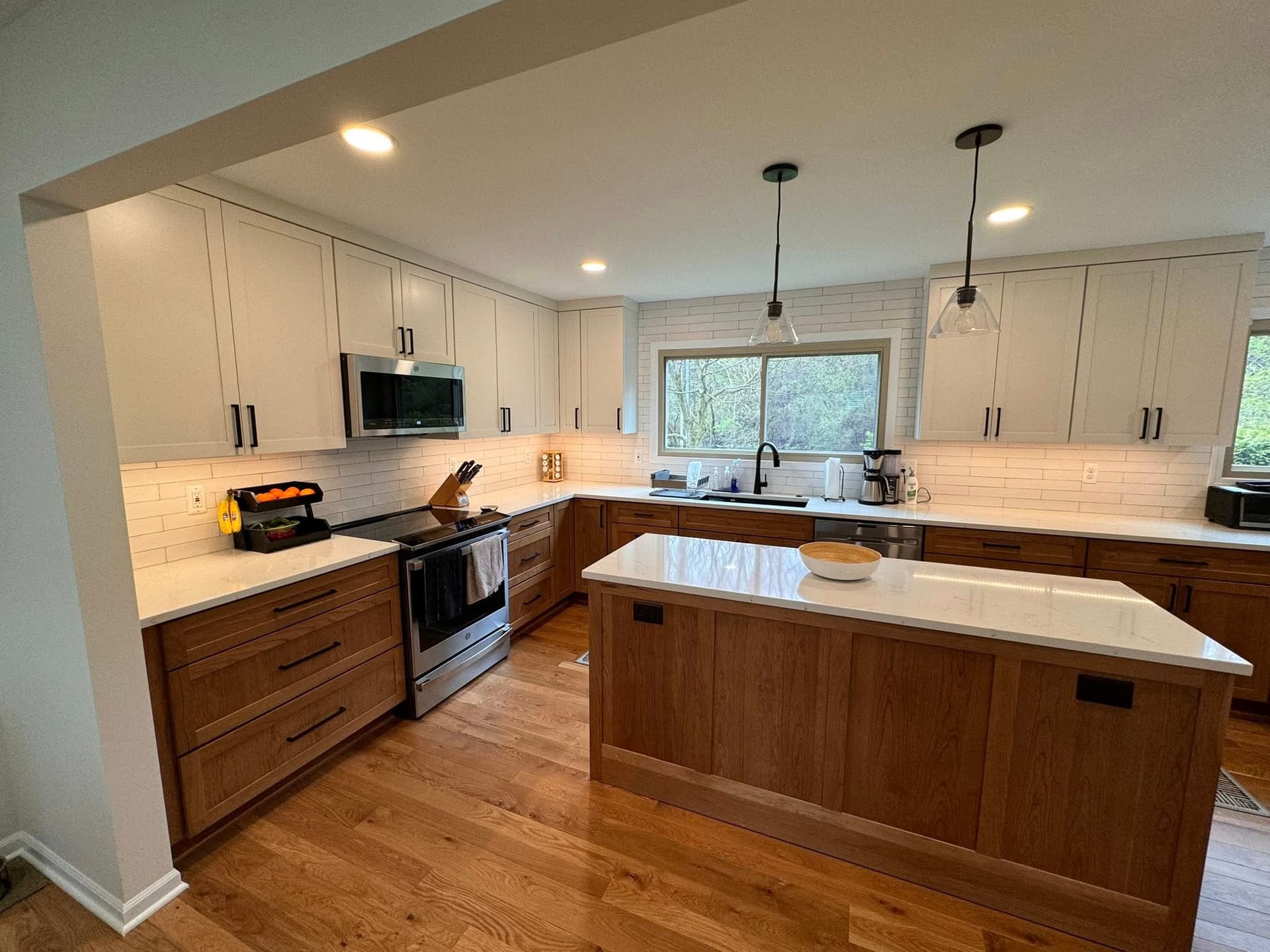 Two-Tone Cabinet Installation